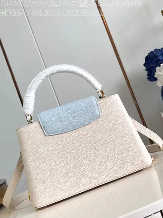 WIS LOUIS BB-31.5*20*11CM CAPUCINES VUITTON 0424